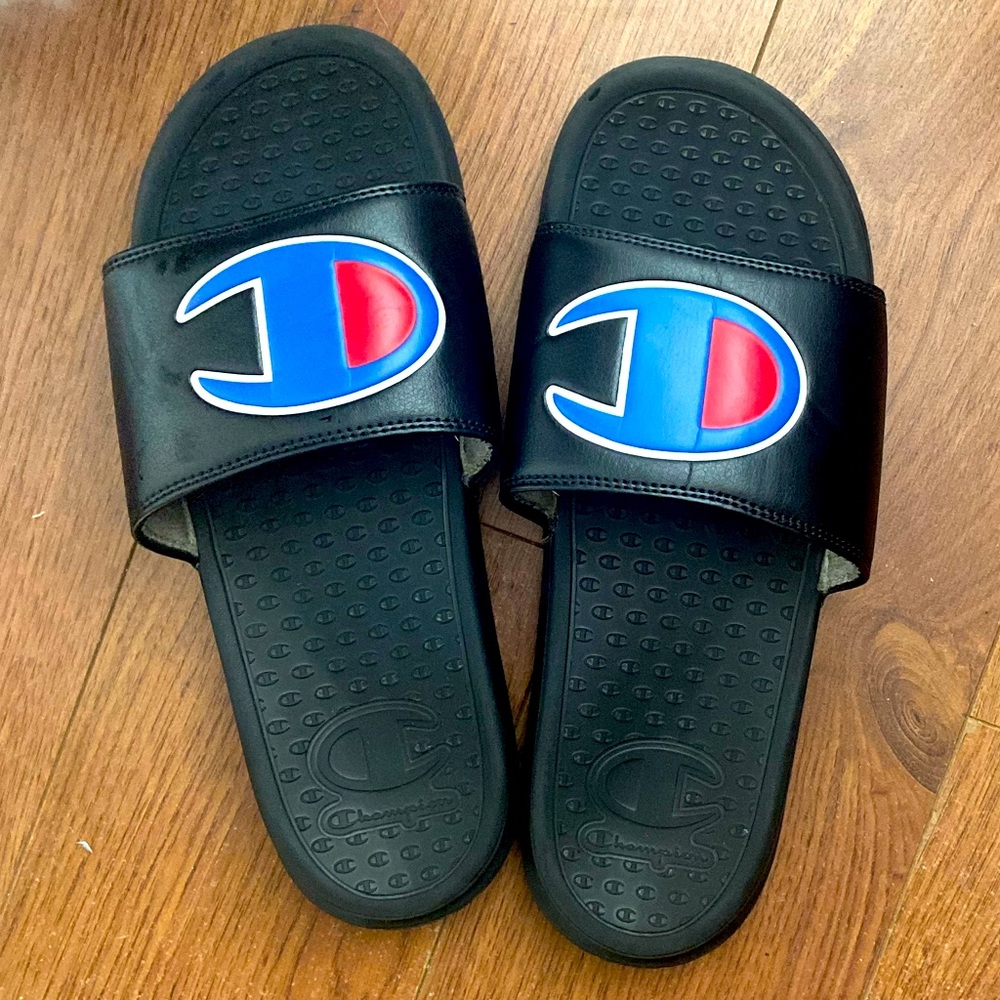 Champion Slides 🖤